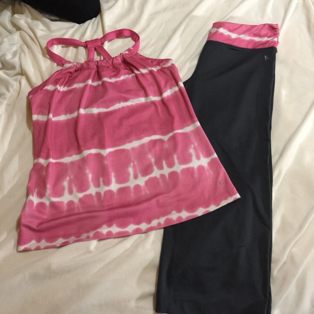 Yoga outfit size large